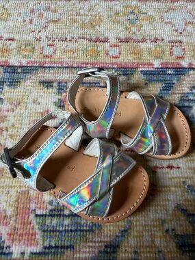 Freshly Picked Holographic Iridescent Toddler Sandals - Silver Sheen